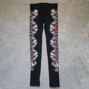 H&M Divided Black Yoga Leggings Lotus